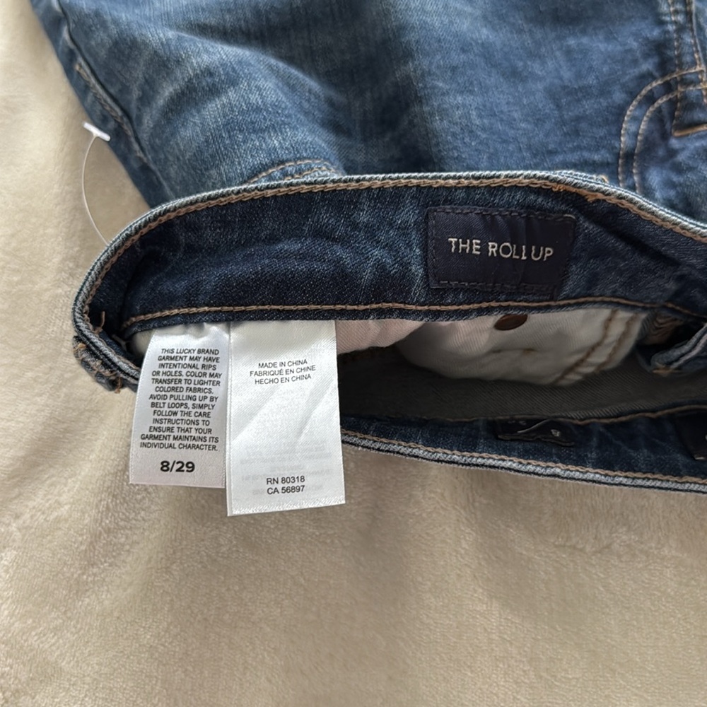 Lucky Brand “The Roll Up” Jean Shorts - Picture 6 of 11